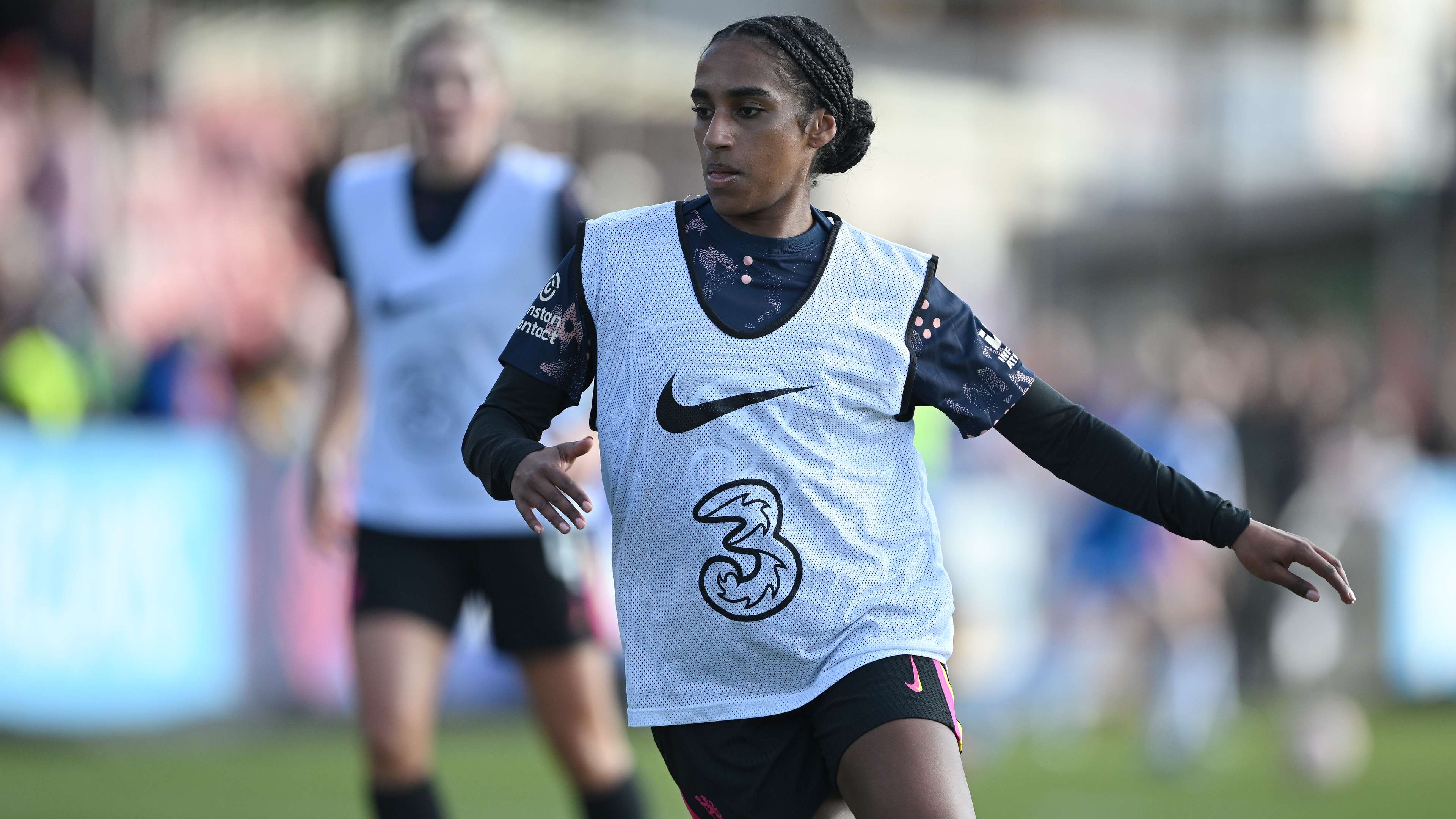 本地老字號見證內地客消費力變化　看好一簽多行有利戶外用品生意.